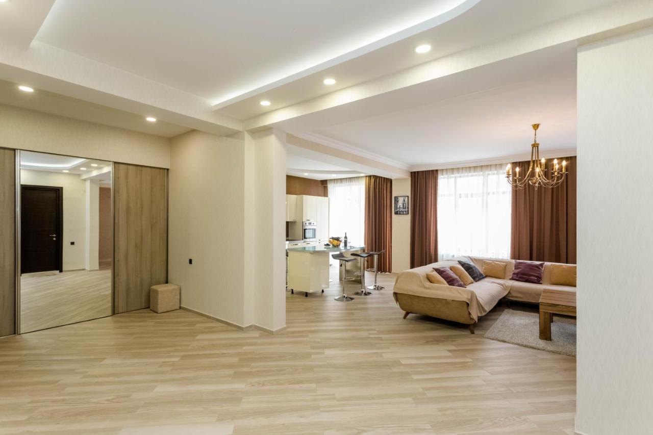 Rustaveli Residence III Tbilisi Ngoại thất bức ảnh