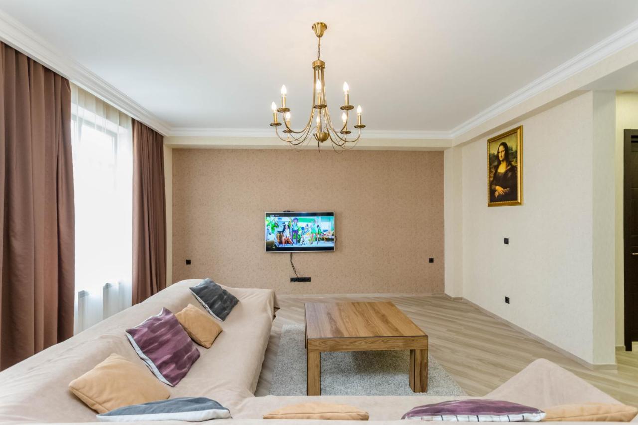 Rustaveli Residence III Tbilisi Ngoại thất bức ảnh